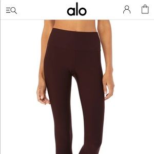 ALO yoga airlift Leggings in Oxblood